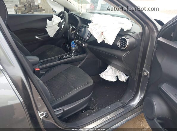 3N1CP5CV1RL539758 2024 NISSAN KICKS Gray წინა სალონის ხედი