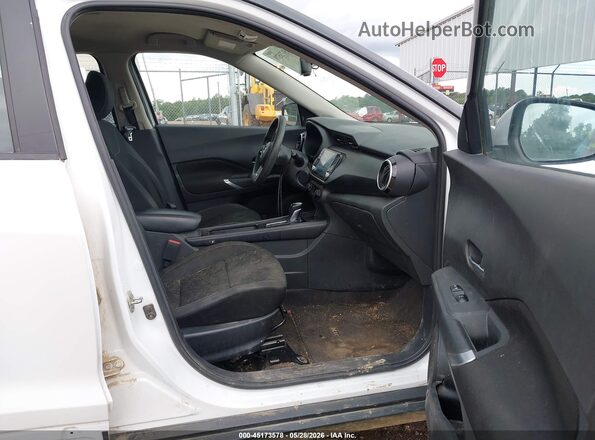 3N1CP5CV7NL486770 2022 NISSAN KICKS Белый Вид салона спереди