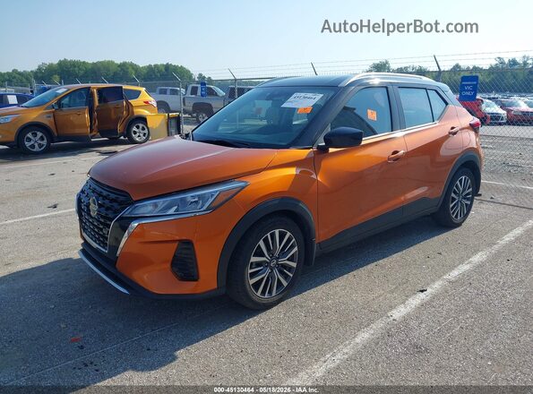 3N1CP5CV8ML554587 2021 NISSAN KICKS Orange Առջևի ձախ երեք քառորդ տեսարան