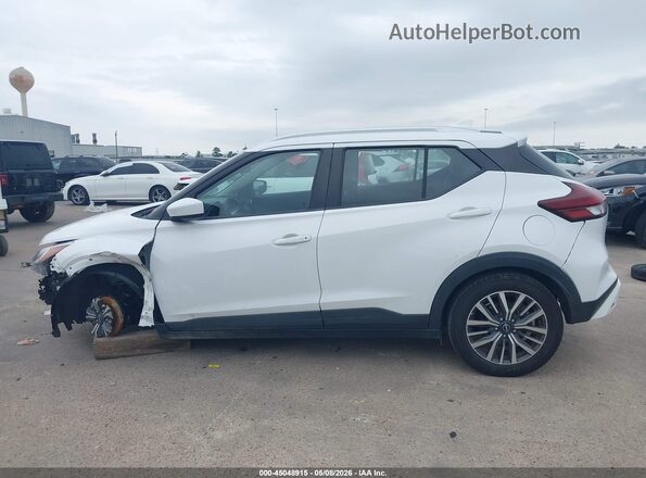 3N1CP5CV8NL490827 2022 NISSAN KICKS White 