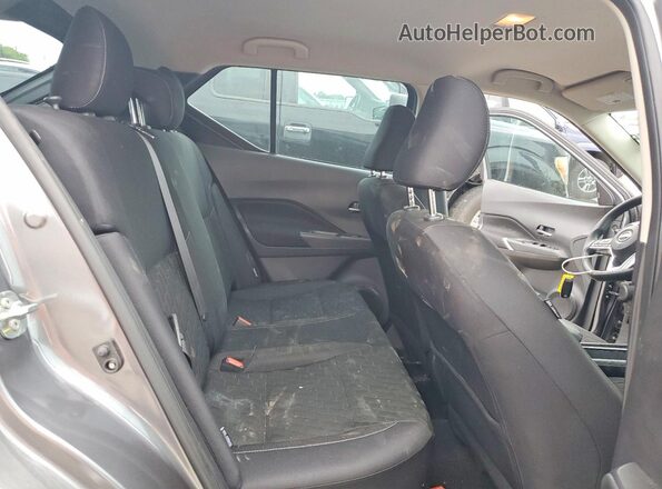3N1CP5CV8RL473998 2024 NISSAN KICKS Серый Вид задней части салона
