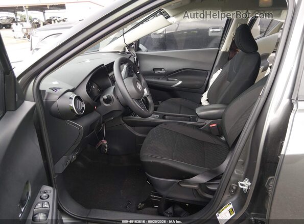 3N1CP5CV8RL570862 2024 NISSAN KICKS Gray Front interior view