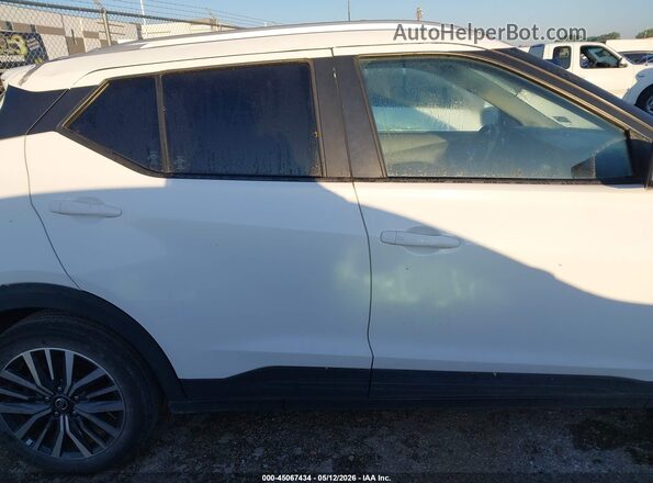 3N1CP5CV9ML537149 2021 NISSAN KICKS White Вид задньої частини салону