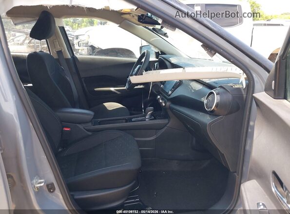 3N1CP5CVXPL547449 2023 NISSAN KICKS Серый Вид салона спереди