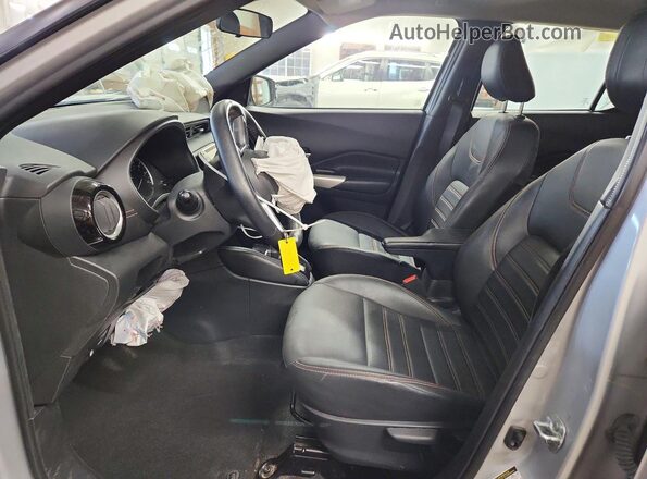 3N1CP5DV1LL563693 2020 NISSAN KICKS Silver 