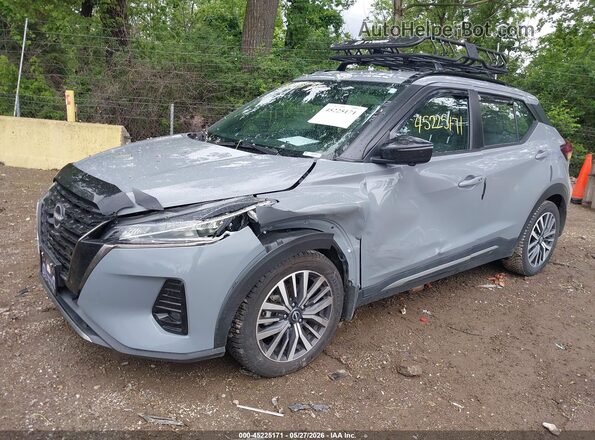 3N1CP5DV4PL513067 2023 NISSAN KICKS Gray Widok z przodu