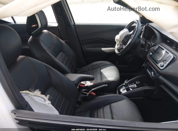 3N1CP5DV7LL527653 2020 NISSAN KICKS Белый 