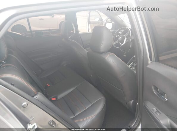 3N1CP5DV8LL526379 2020 NISSAN KICKS Gray VIN կոդի պիտակի տեսք
