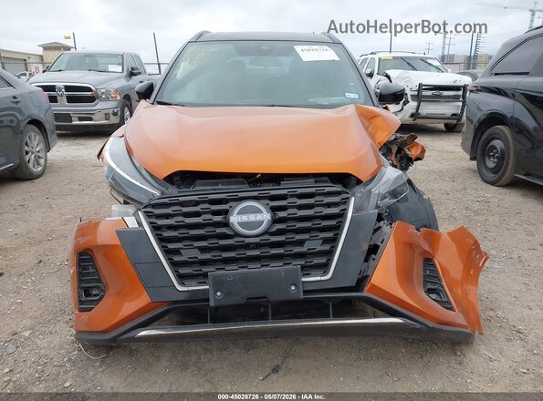 3N1CP5DV8NL528104 2022 NISSAN KICKS Orange Вид панелі приладів