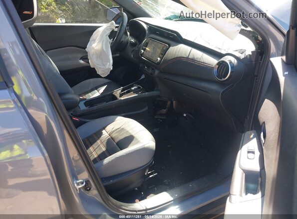 3N1CP5DV8PL490179 2023 NISSAN KICKS Silver წინა სალონის ხედი
