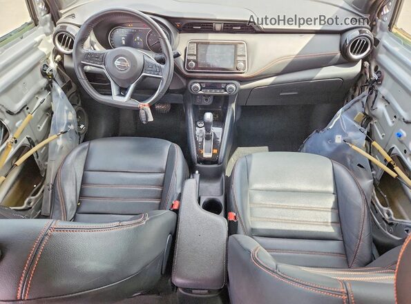 3N1CP5DV9LL507839 2020 NISSAN KICKS Silver 