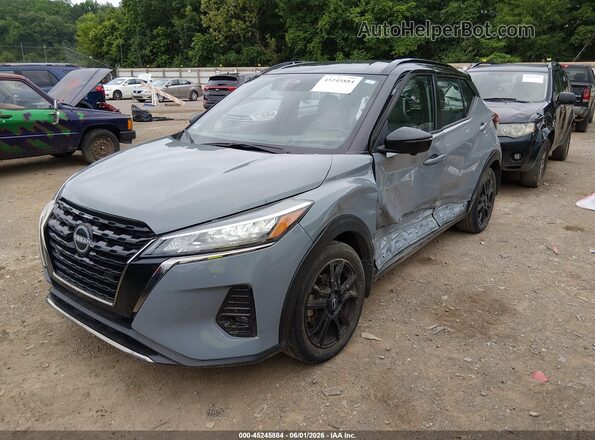 3N1CP5DVXRL534489 2024 NISSAN KICKS Серый Передняя левая четверть