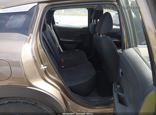 3N8AP6BA4SL319615 2025 NISSAN KICKS Gold Vista de la etiqueta del VIN