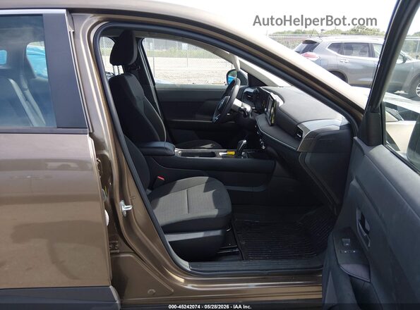 3N8AP6BA4SL319615 2025 NISSAN KICKS Gold Vista interior delantera