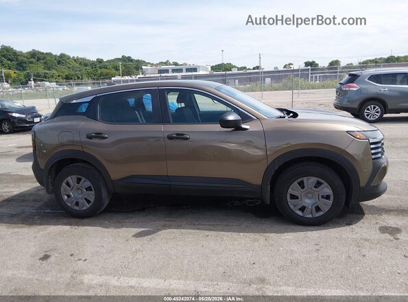 3N8AP6BA4SL319615 2025 NISSAN KICKS Gold Vista interior trasera