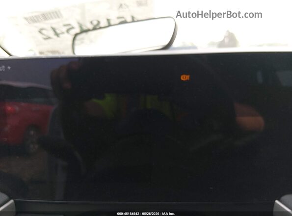 3N8AP6BB0SL324917 2025 NISSAN KICKS White Rear seats view