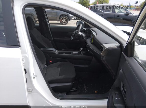 3N8AP6BB0SL365371 2025 NISSAN KICKS White Front interior view