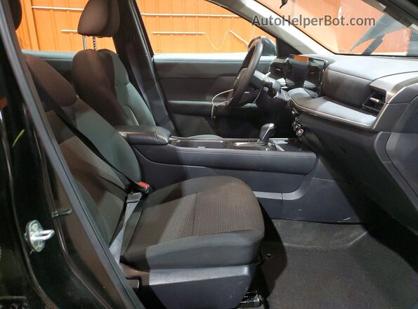 3N8AP6BB9SL408900 2025 NISSAN KICKS Black Front interior view