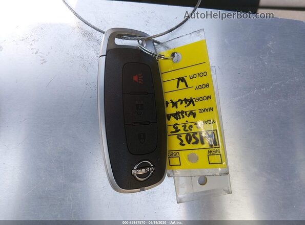 3N8AP6CA1SL394397 2025 NISSAN KICKS White 