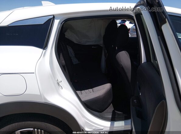 3N8AP6CA6SL435199 2025 NISSAN KICKS White Vista de la etiqueta del VIN