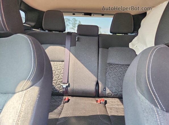 3N8AP6CA8SL301309 2025 NISSAN KICKS Белый Вид задних сидений