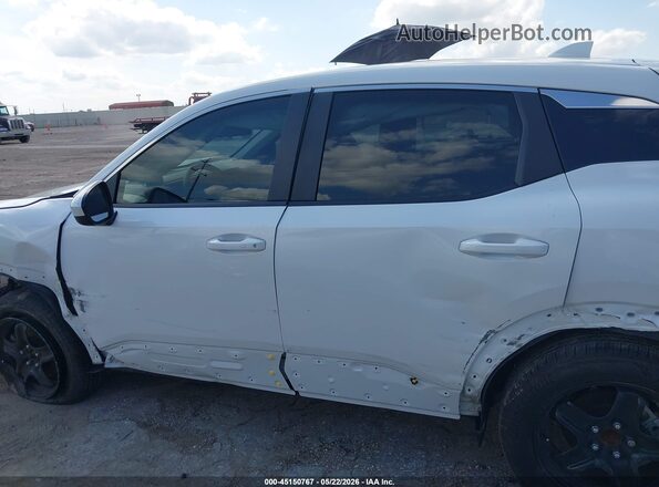 3N8AP6CA8SL331863 2025 NISSAN KICKS White 