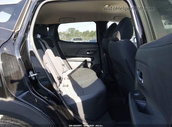 3N8AP6CA8SL434068 2025 NISSAN KICKS Black Vista de la etiqueta del VIN