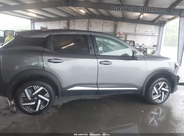 3N8AP6CA9SL398410 2025 NISSAN KICKS Gray Vista interior trasera