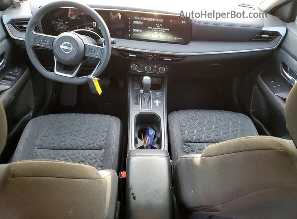 3N8AP6CB6SL356379 2025 NISSAN KICKS Gray Вид панелі приладів