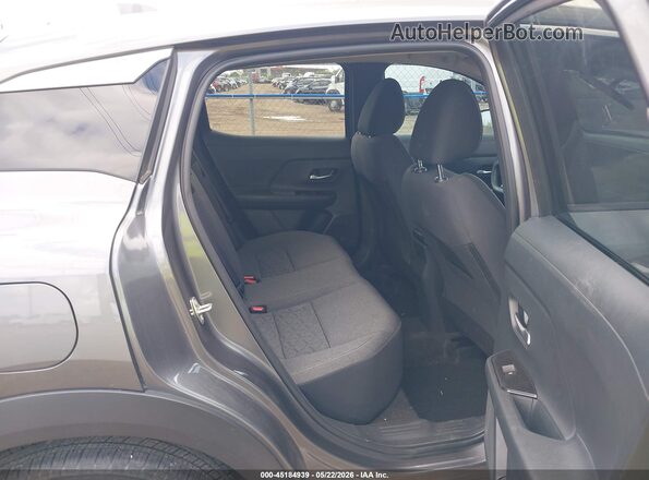 3N8AP6CB8SL406831 2025 NISSAN KICKS Gray VIN კოდის სტიკერის ხედი