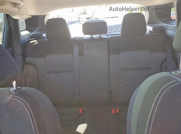 3N8AP6CB8SL436895 2025 NISSAN KICKS Gray Вид задніх сидінь