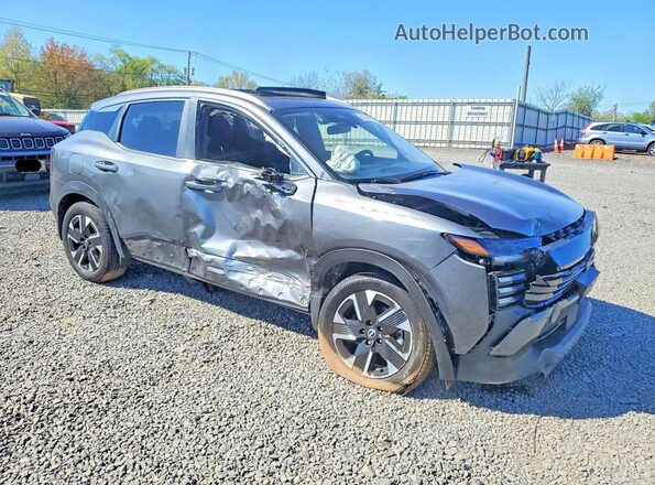 3N8AP6CB8SL436895 2025 NISSAN KICKS Gray Передня права чверть