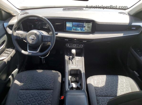 3N8AP6CB9SL349376 2025 NISSAN KICKS White Вид панелі приладів