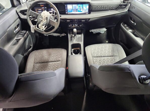 3N8AP6CBXTL389516 2026 NISSAN KICKS White წინა პანელის ხედი