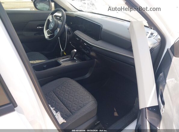 3N8AP6CE2TL307871 2026 NISSAN KICKS White Սալոնի դիմացի տեսք