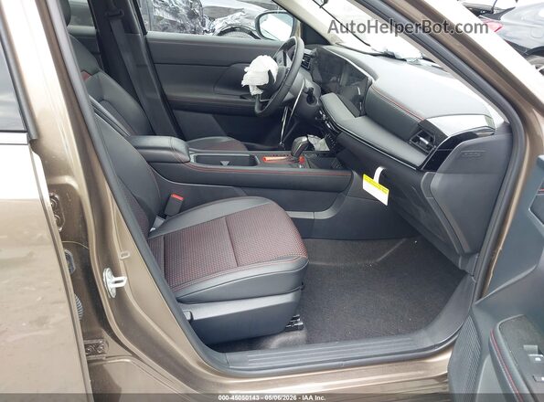 3N8AP6DA1SL415277 2025 NISSAN KICKS Champagne Vista interior delantera