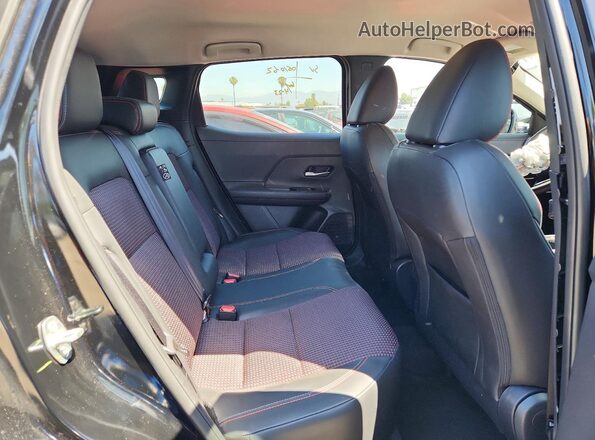 3N8AP6DA1TL360511 2026 NISSAN KICKS Black Widok wnętrza z tyłu