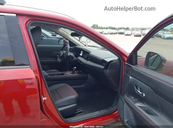 3N8AP6DA8SL402381 2025 NISSAN KICKS Red Вид салону спереду