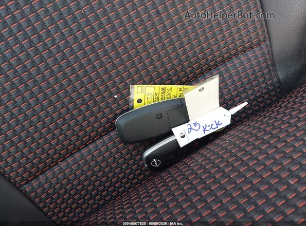 3N8AP6DA8SL422937 2025 NISSAN KICKS Gray Вид панелі приладів