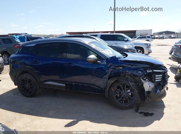 3N8AP6DC4SL369560 2025 NISSAN KICKS Dark Blue Widok wnętrza z tyłu