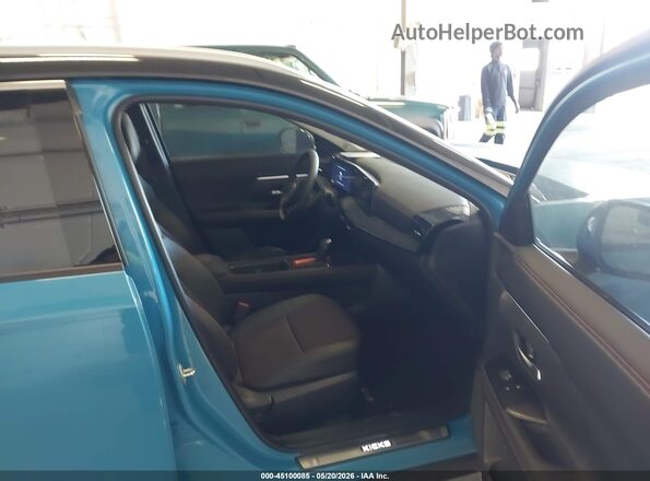 3N8AP6DDXTL345922 2026 NISSAN KICKS Blue Vista interior delantera