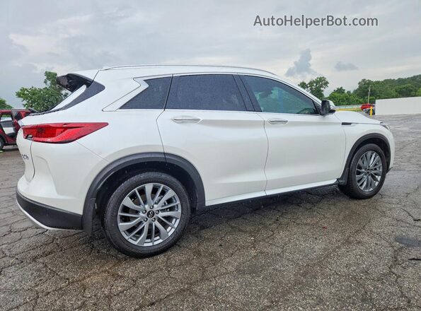 3PCAJ5BB8SF102101 2025 INFINITI QX50 White Задня права чверть