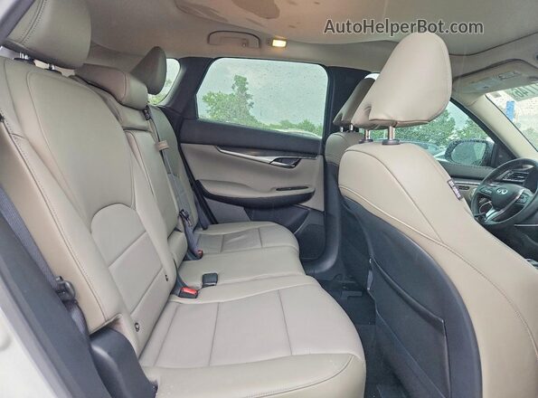 3PCAJ5BB8SF102101 2025 INFINITI QX50 White Вид задньої частини салону
