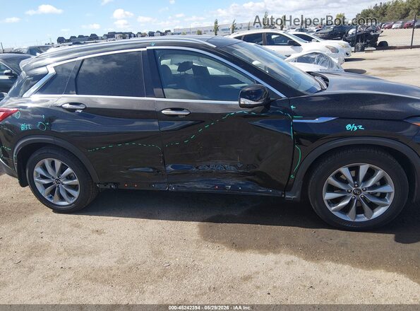 3PCAJ5CA7NF117103 2022 INFINITI QX50 Black Widok z przodu