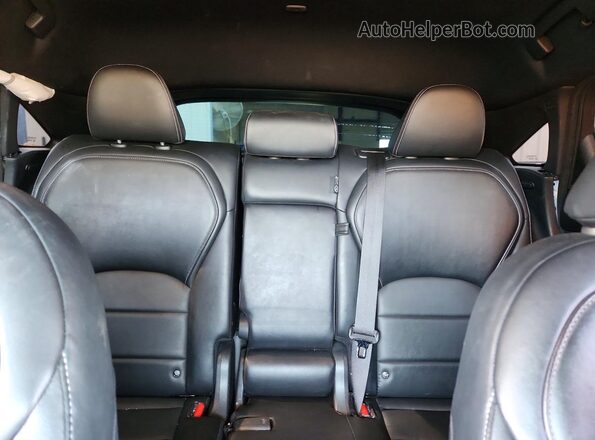 3PCAJ5J35NF101034 2022 INFINITI QX55 White Vista de los asientos traseros