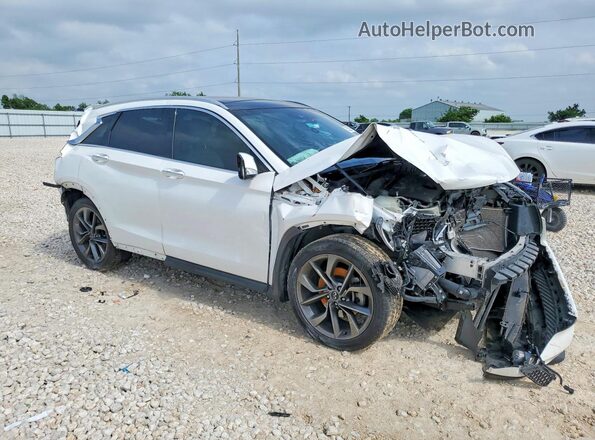 3PCAJ5M10KF100900 2019 INFINITI QX50 White 