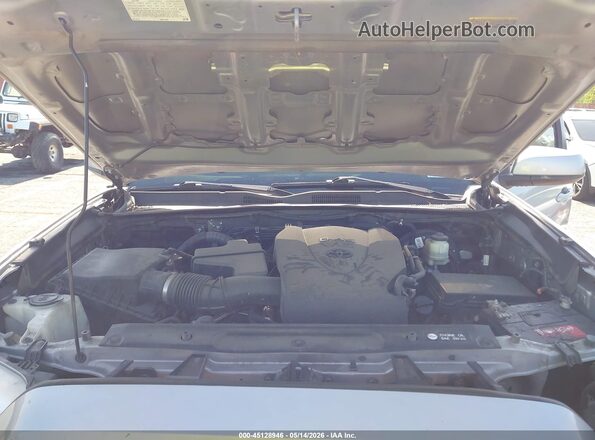 3TMAZ5CN0HM046340 2017 TOYOTA TACOMA Silver Widok z tyłu