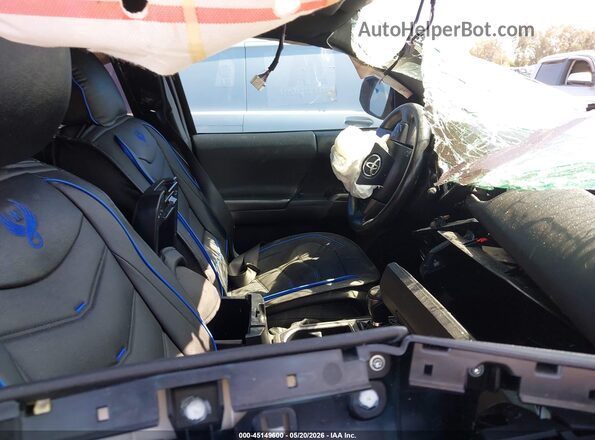 3TMAZ5CN3LM121850 2020 TOYOTA TACOMA Black Front interior view