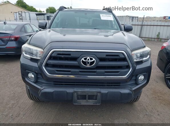 3TMBZ5DN0HM010442 2017 TOYOTA TACOMA Gray Instrument cluster view