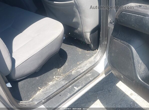 3TMCZ5AN2JM125087 2018 TOYOTA TACOMA Silver VIN sticker view